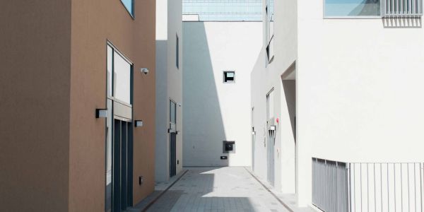 Nettoyage haute pression pour façades, sols et extérieurs, réalisé par HYGEA SERVICES